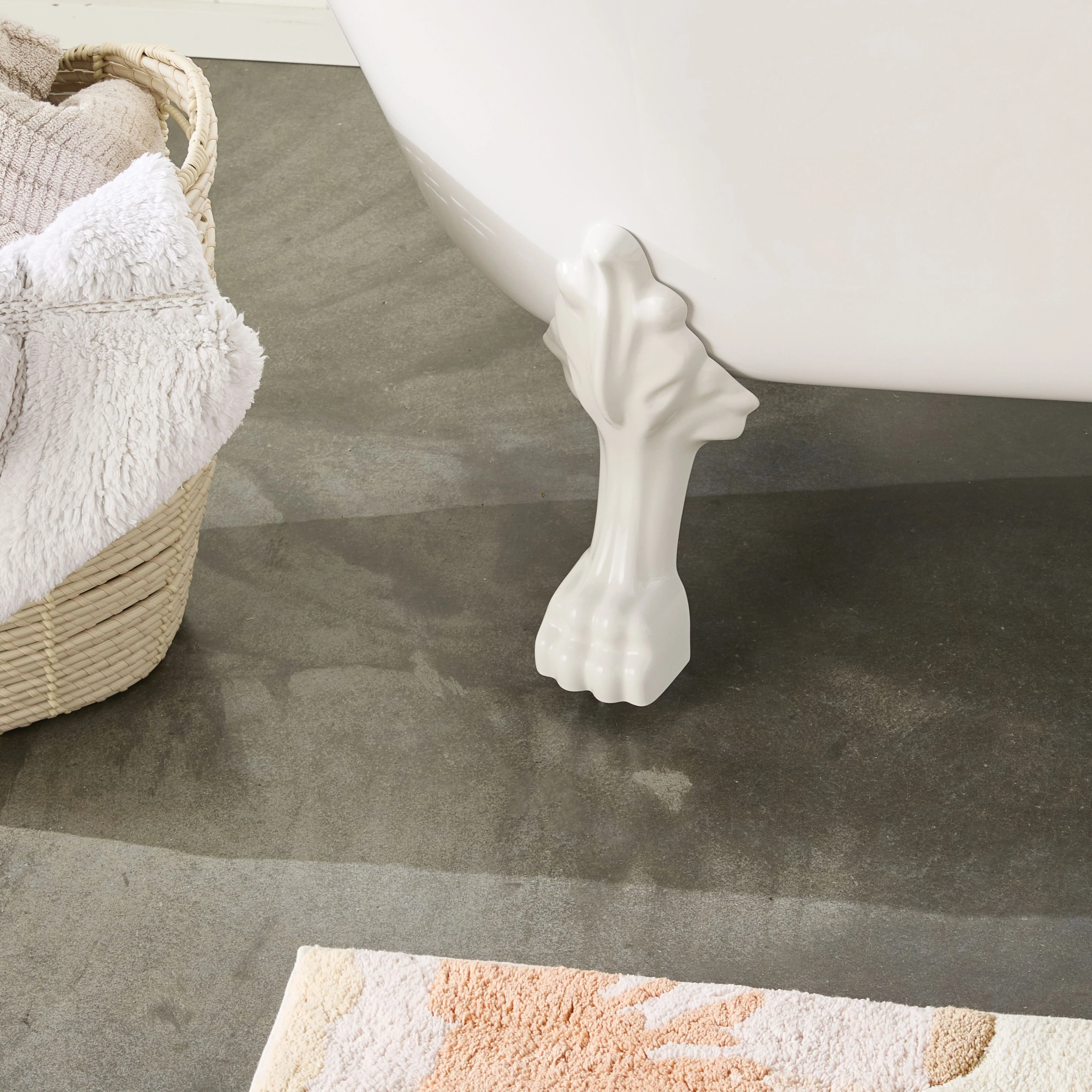 Alto White Bath 1700mm with White Feet Package - Image 4