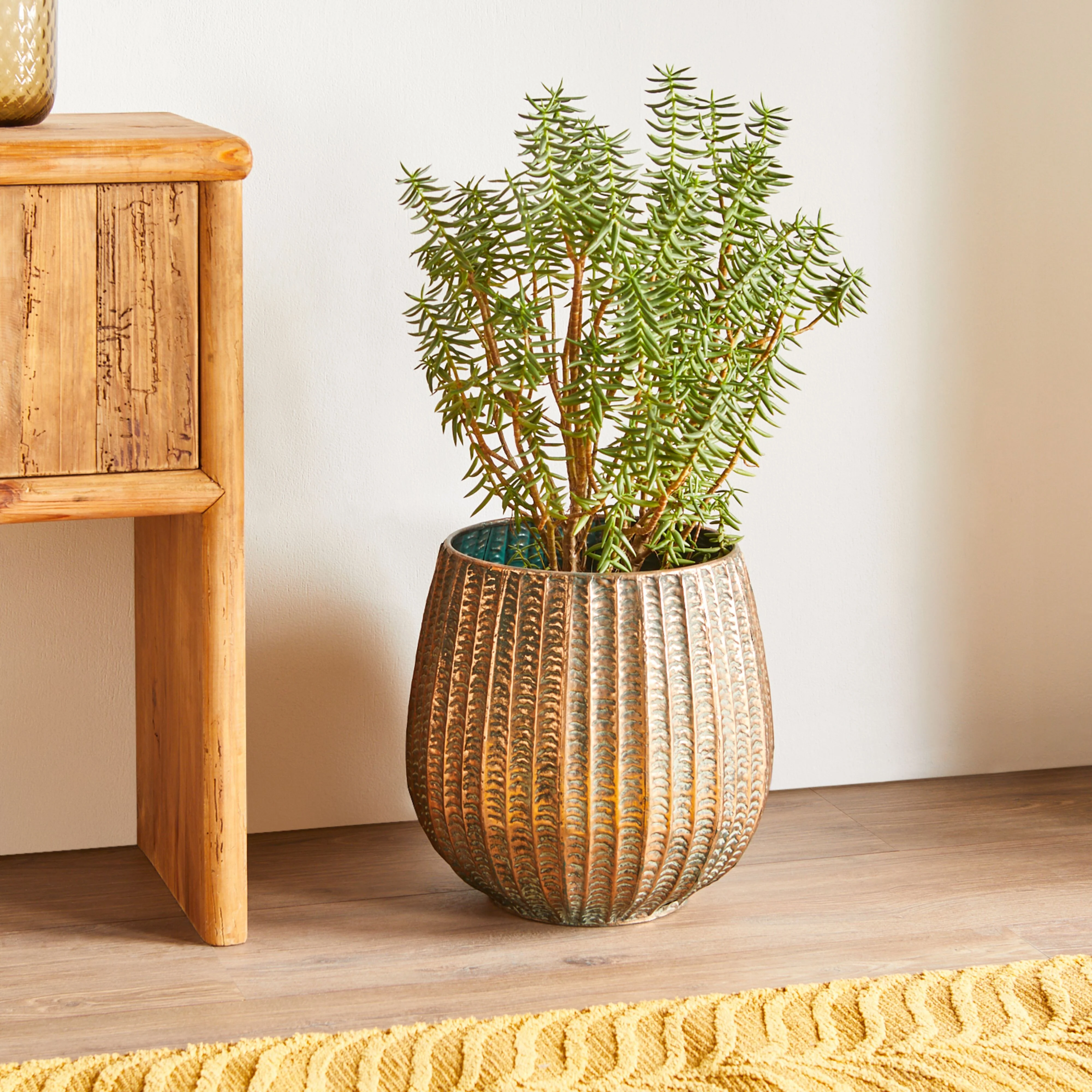 Avani Metal Ribbed Pot Large 36.5x35cm - Image 3