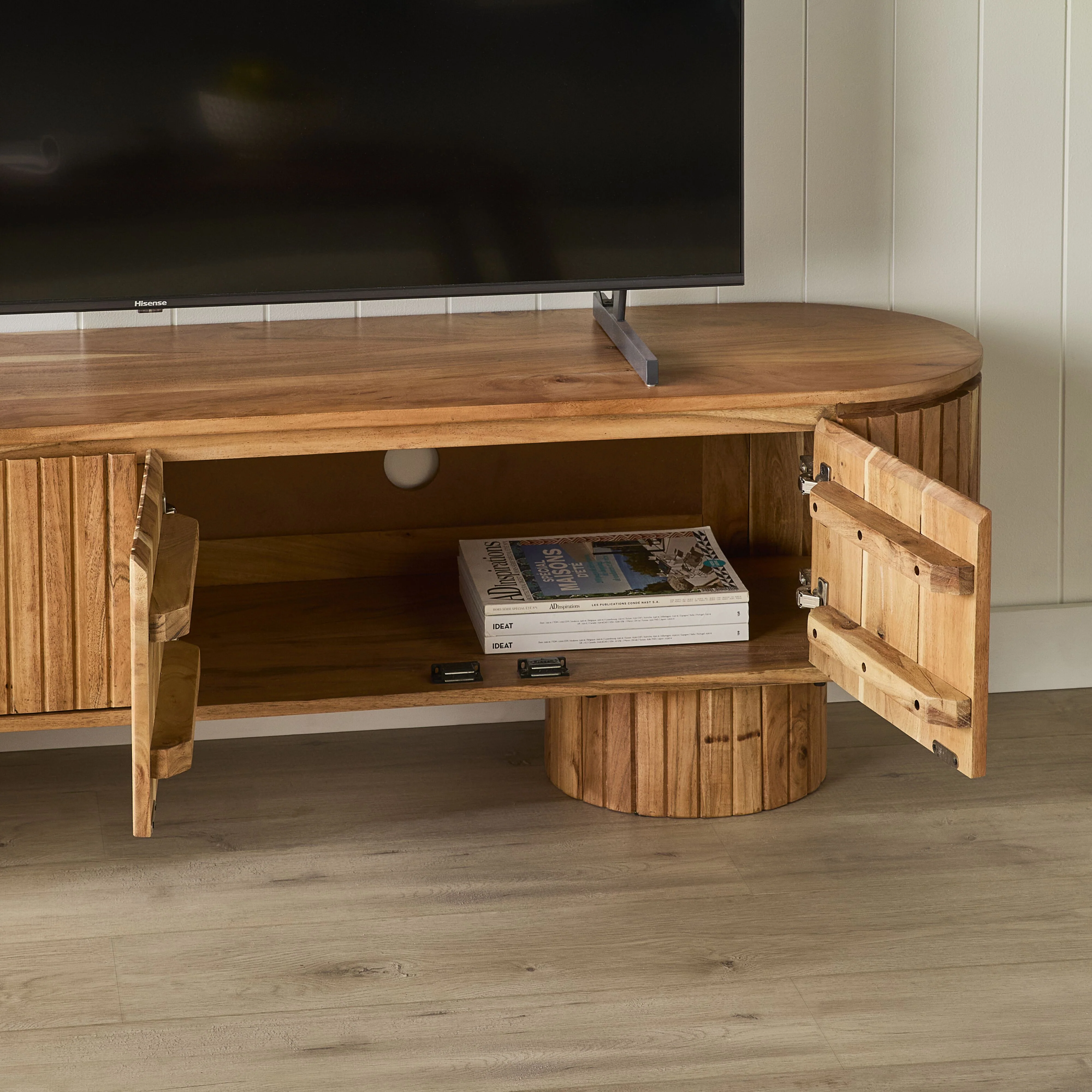 Kade Entertainment Unit Large - Image 6
