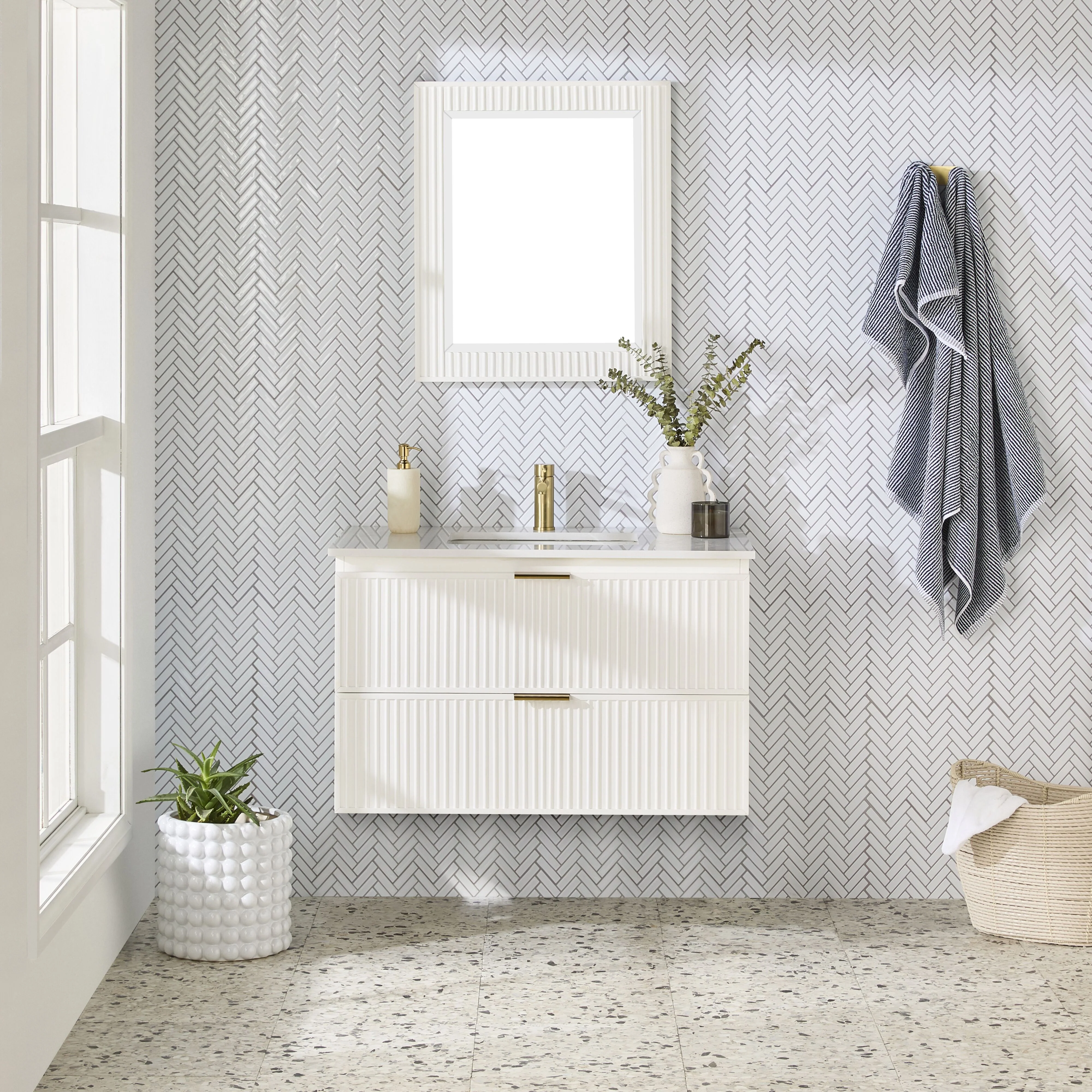 Lennox Single Vanity White 940mm - Image 13
