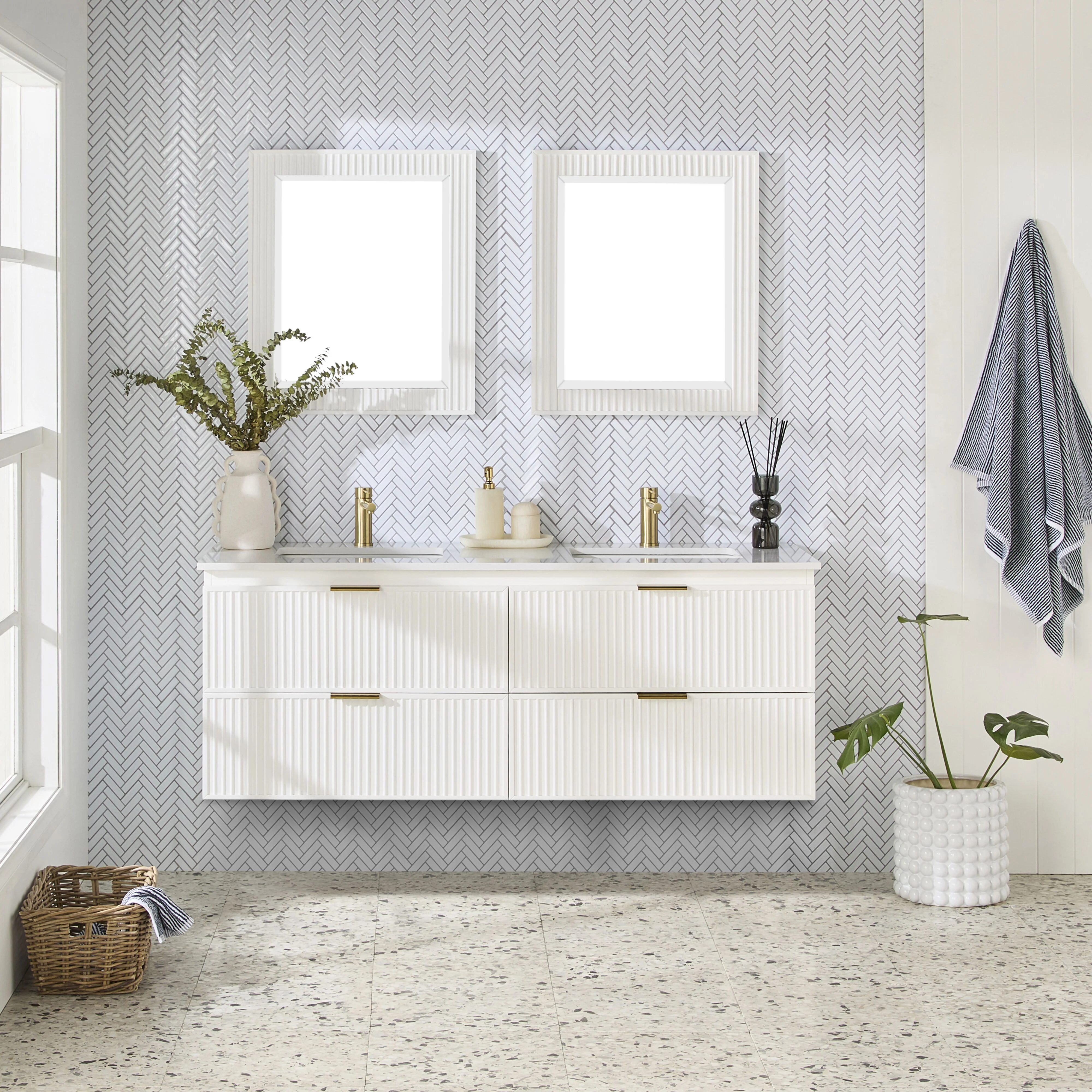 Lennox Vanity Mirror White 610x712mm - Image 11