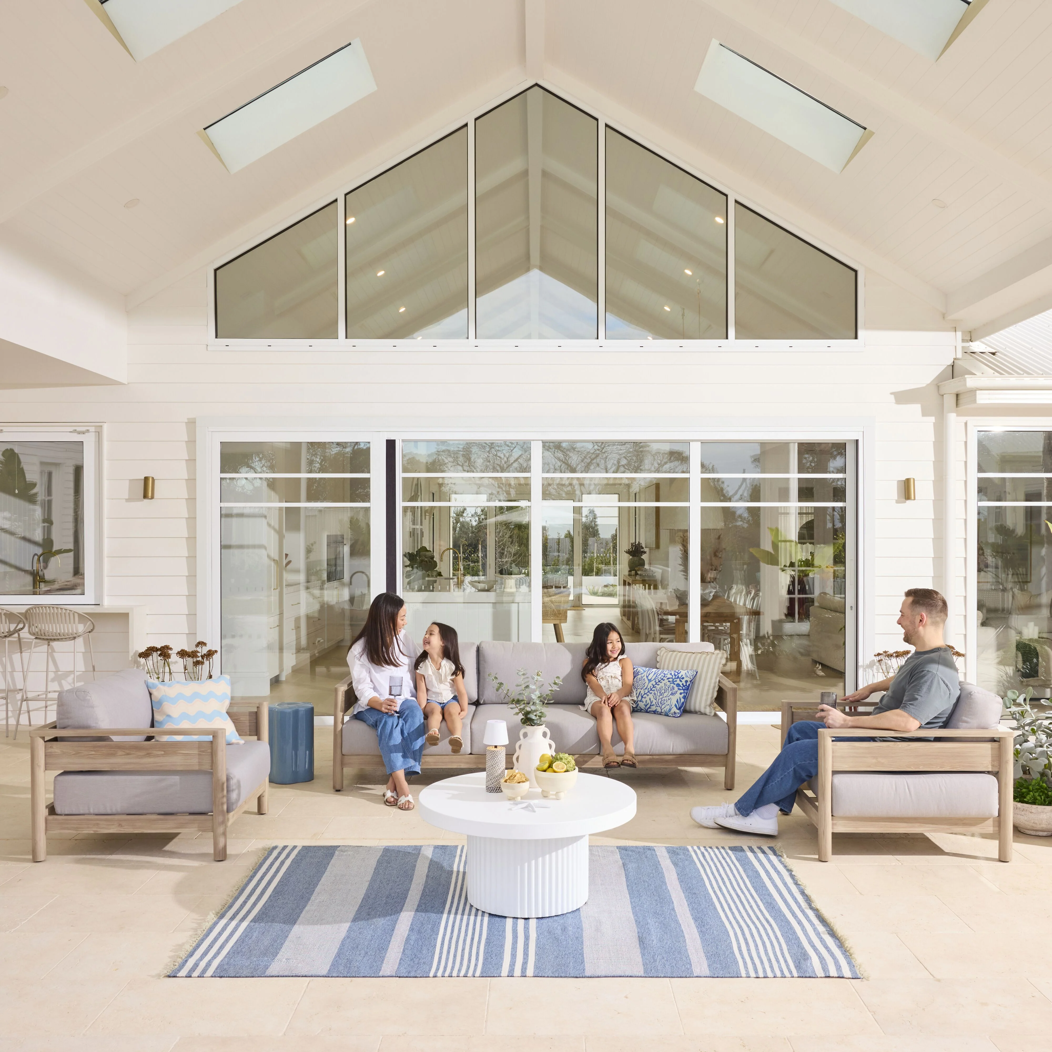 Luka 3 Seater Sofa - Image 9
