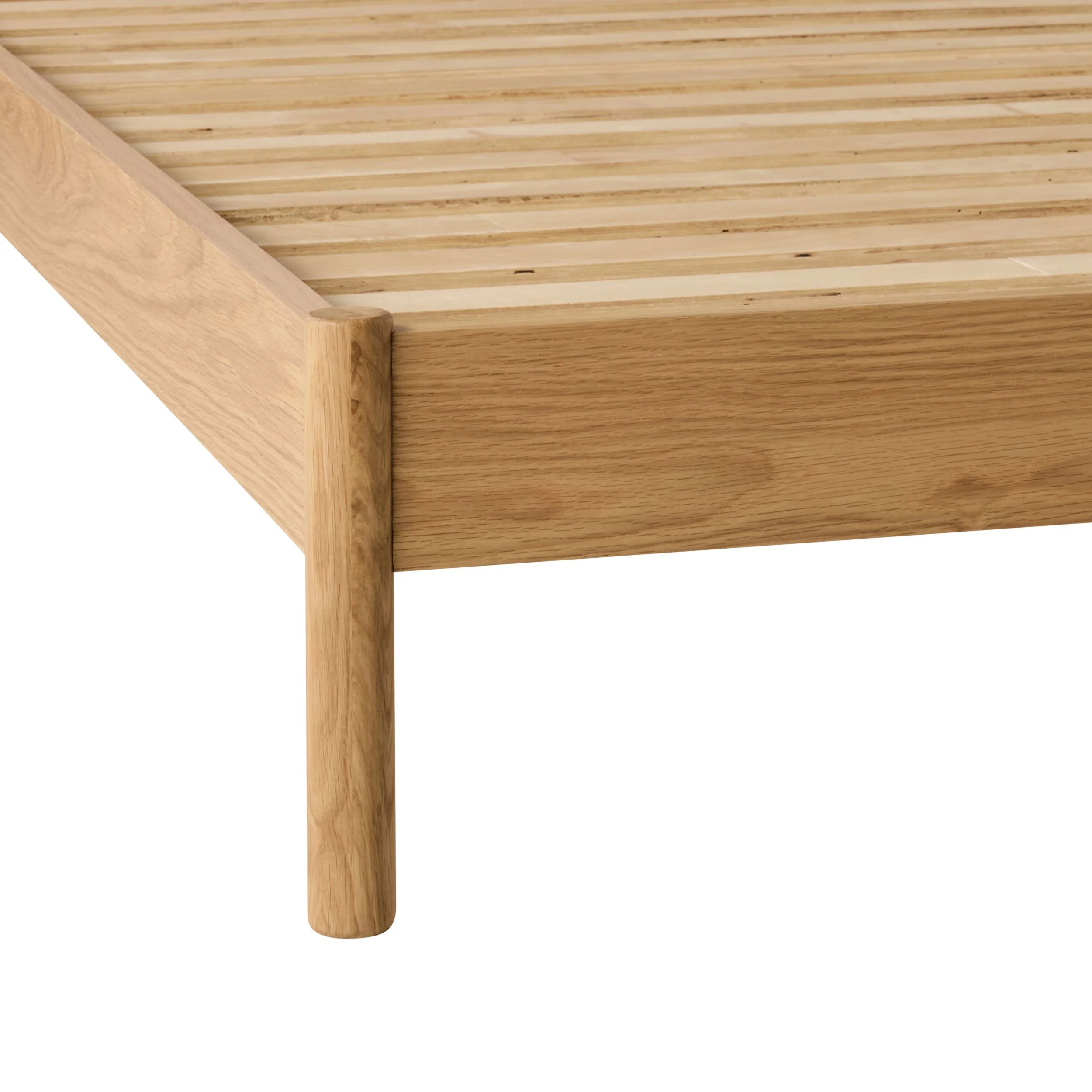 Spintara King Bed Light Oak - Image 5